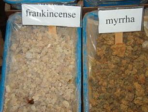 Frankincense & myrhh